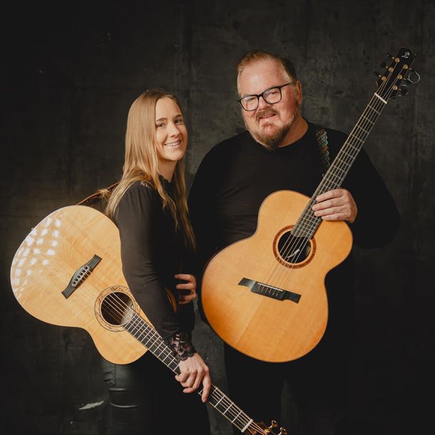 Jule Malischke und Don Ross - 12. Viernheimer Gitarrentage (Foto: Max Bollow)